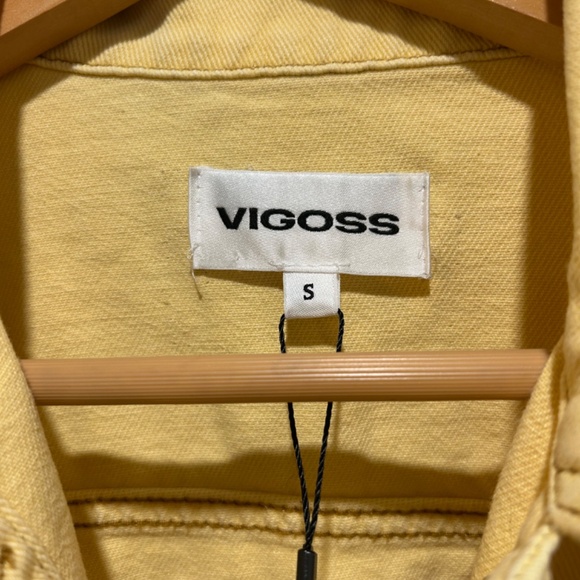 NWT Vigoss Cropped Pale Yellow Jean Trucker Denim Jacket - Picture 3 of 7